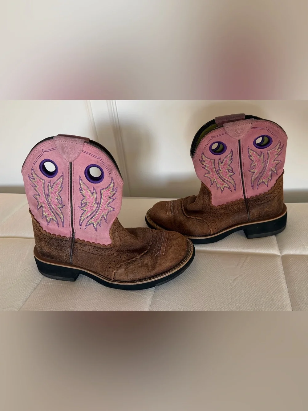 Ariat Girls Western Cowboy Boots Pink Brown Distressed Leather Size 6.5Y